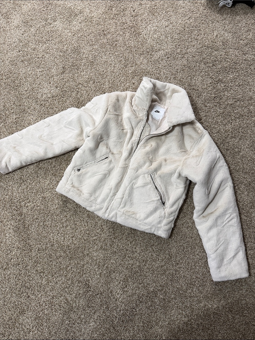 Faux fur Nike Cream coat